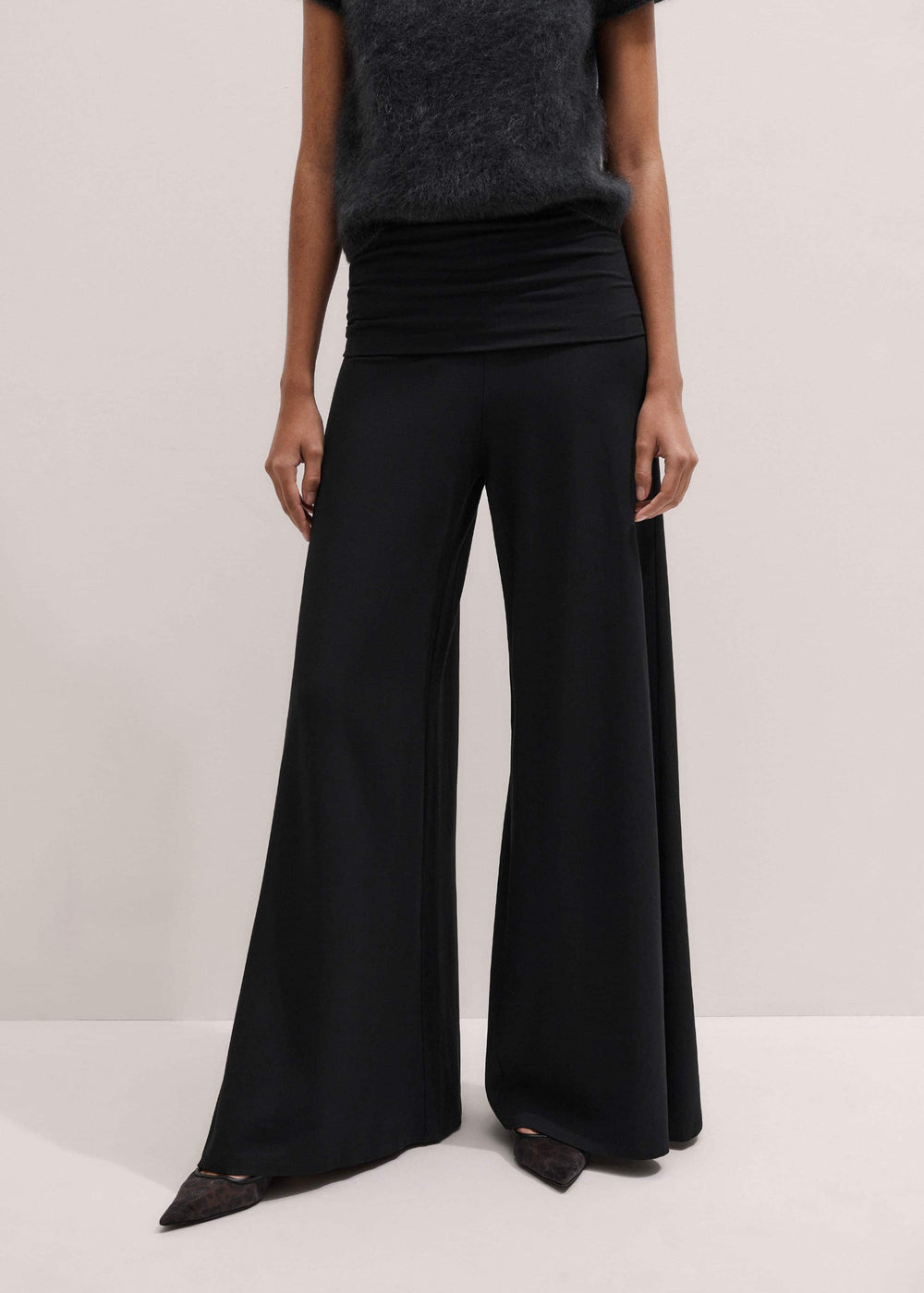 Black Super Wide Palazzo Pant meandem