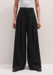 Black Wide-Leg Pleat Pant meandem