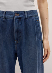 Blue Clever Jean meandem