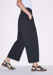 Black Straight Crop Pleat Front Pant meandem