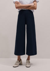 Navy Curling Cross Jacquard Cropped Pant meandem