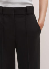 Black Straight Crop Pant meandem