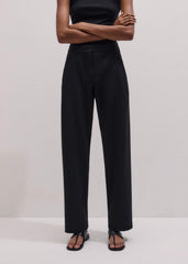 Black Clever Tapered Pant meandem