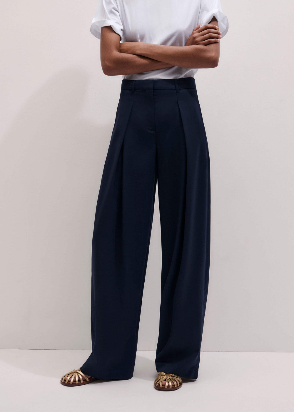 Navy Extreme Taper Pant meandem