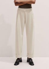 Ivory Clever Tapered Pant meandem