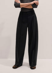 Black Pintuck Taper Pant meandem