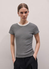 Black Swan Slim Tee meandem