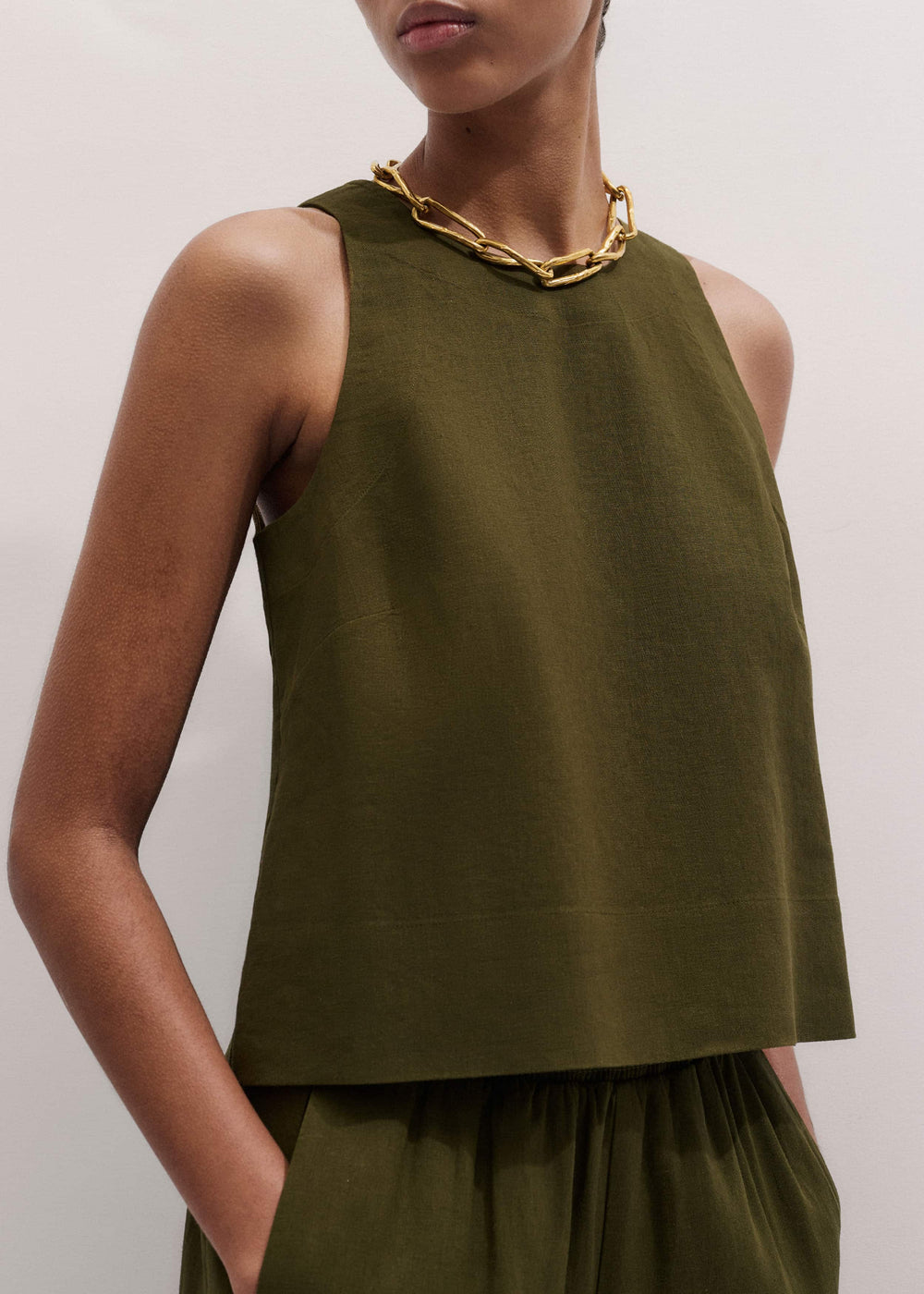 Olive Green Shell Crop Top meandem