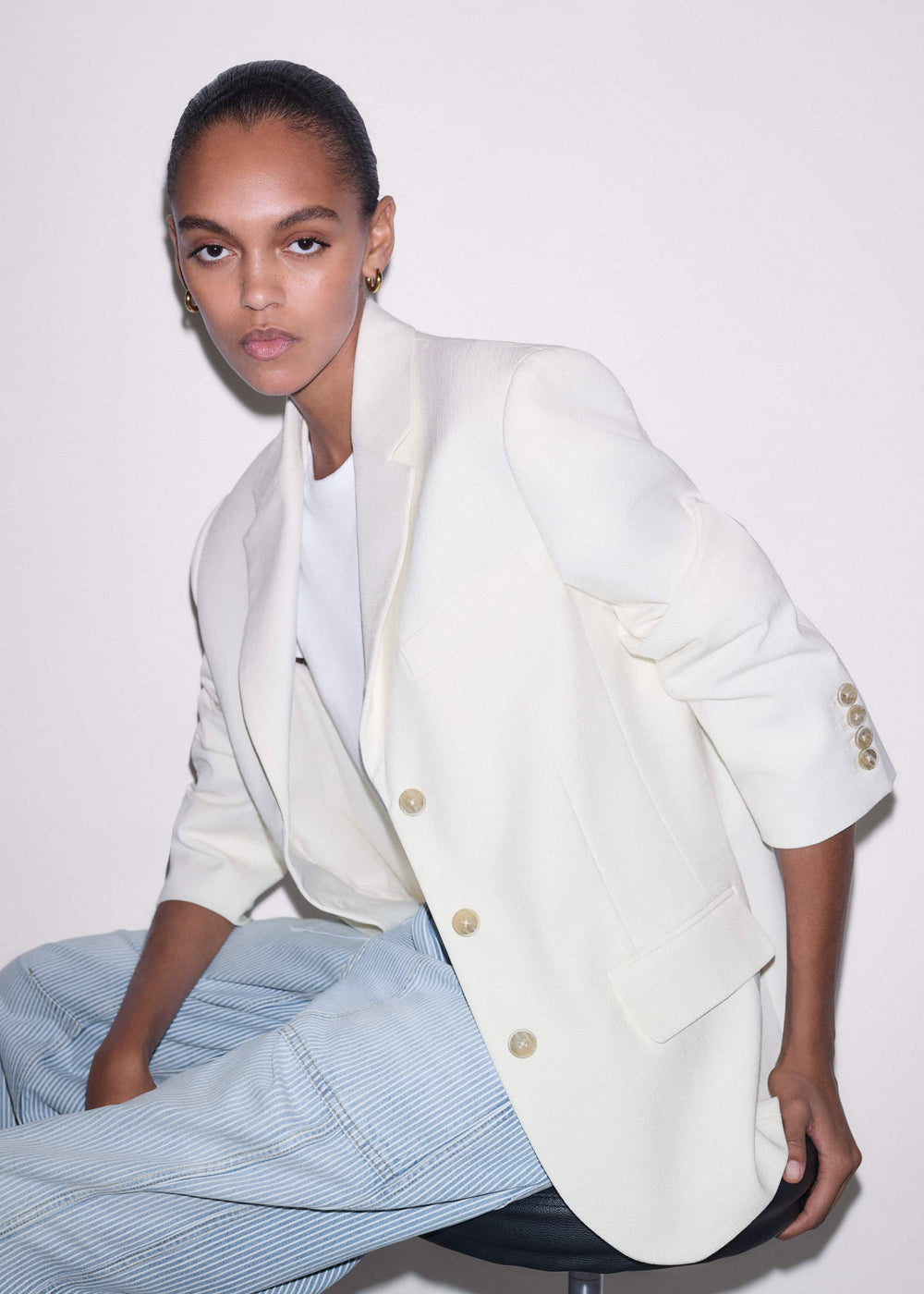 Ivory Icon Intelligently Oversized Blazer meandem