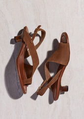 Brown Asymmetric Heel meandem