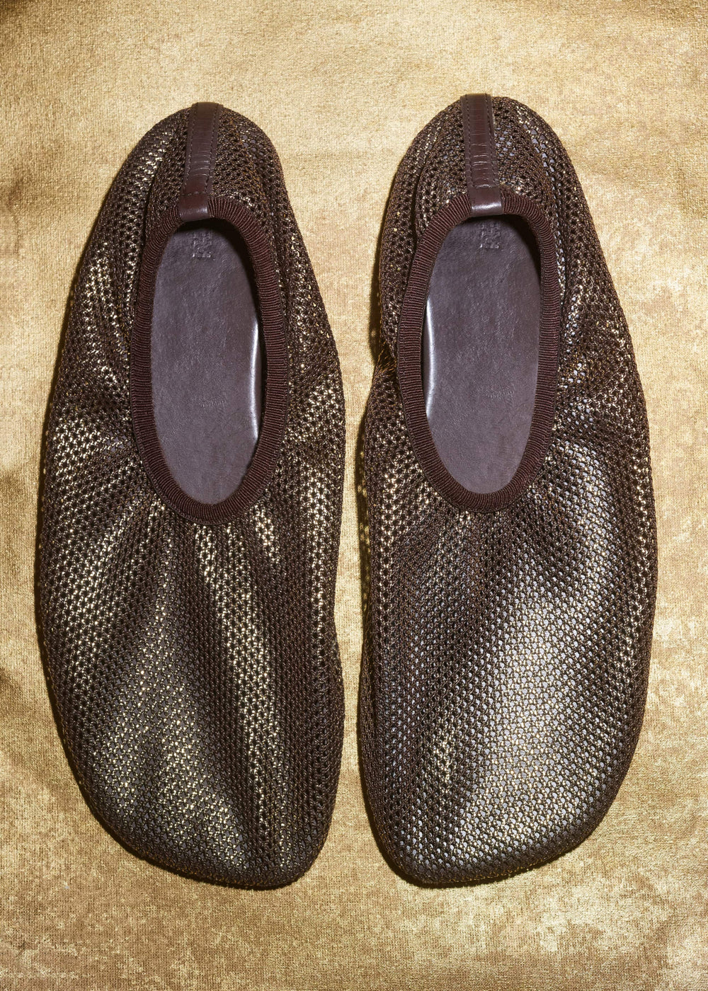 Gold Asymmetric Slipper meandem