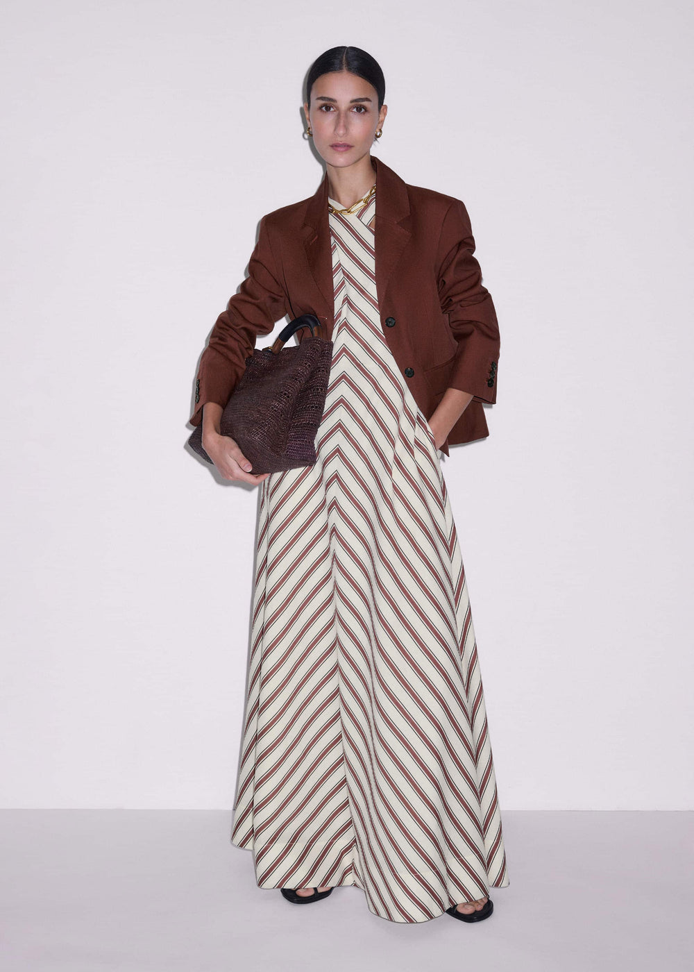 Cream Crease-Less Linen Halterneck Maxi Dress meandem