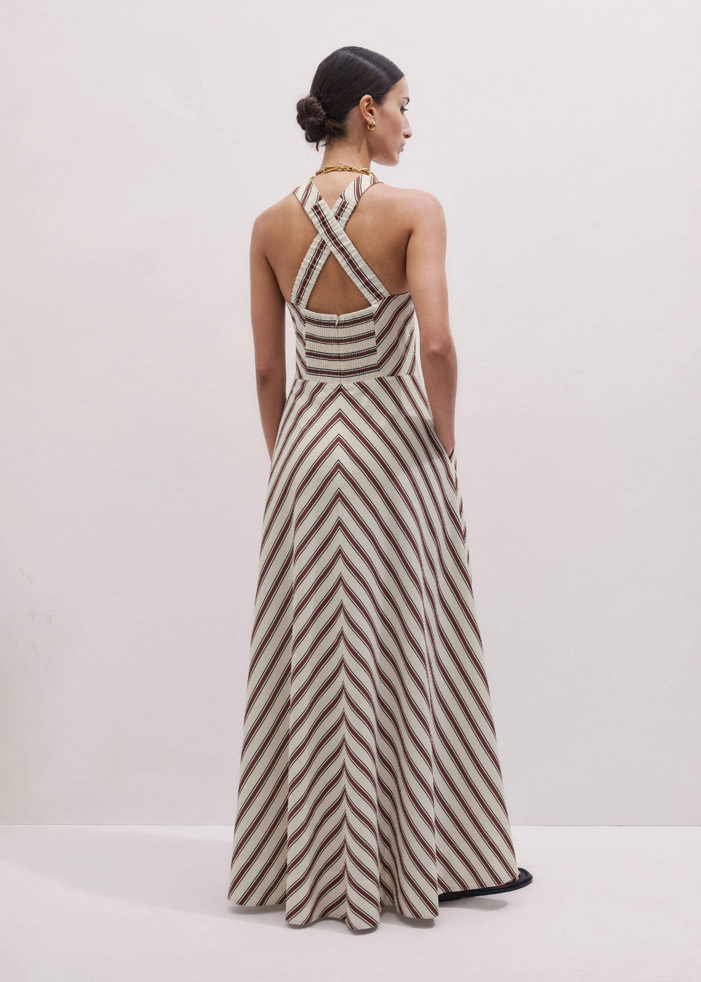 Cream Crease-Less Linen Halterneck Maxi Dress meandem