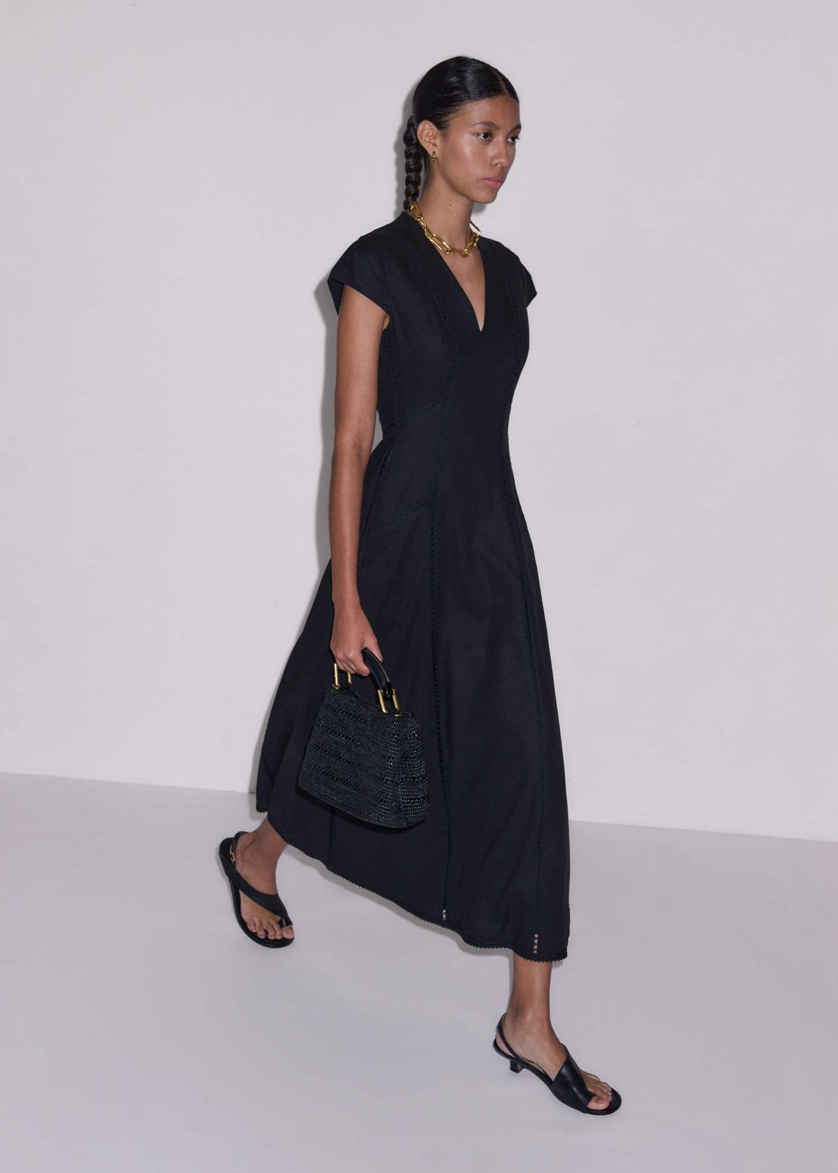 Black Crease-Less Linen Embroidered Maxi Dress meandem
