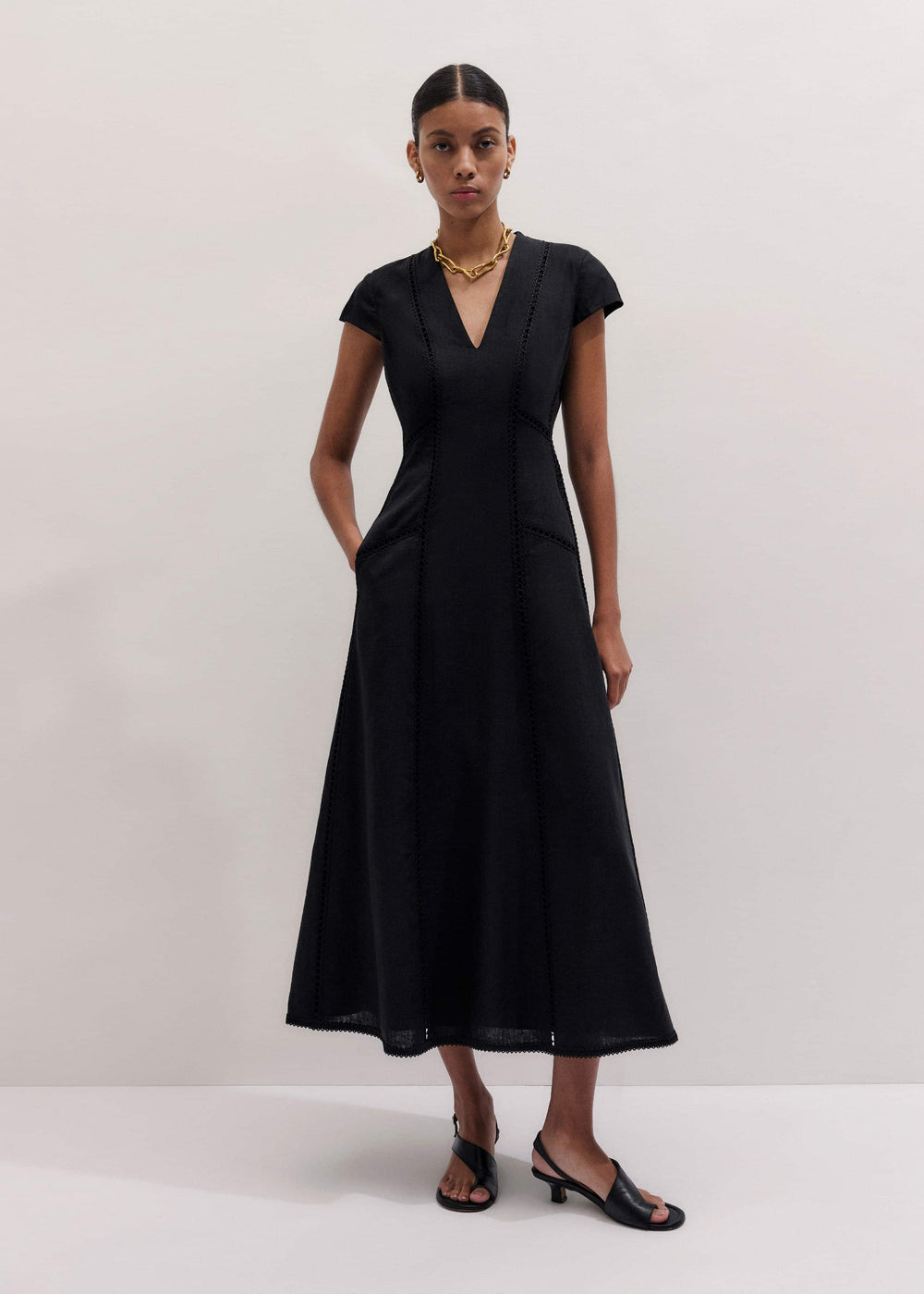 Black Crease-Less Linen Embroidered Maxi Dress meandem
