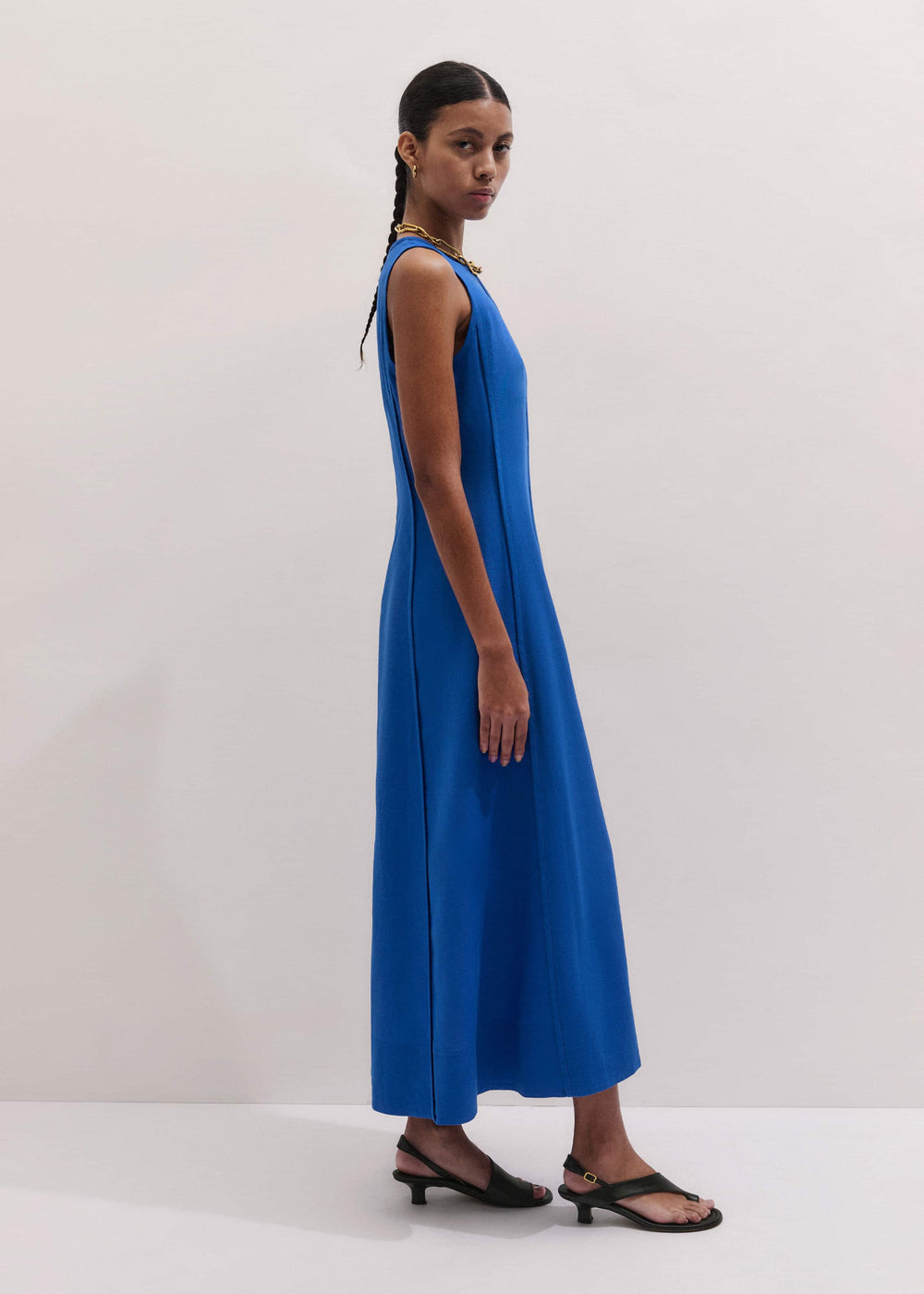 Blue Crease-Less Linen Effortless Maxi Dress meandem