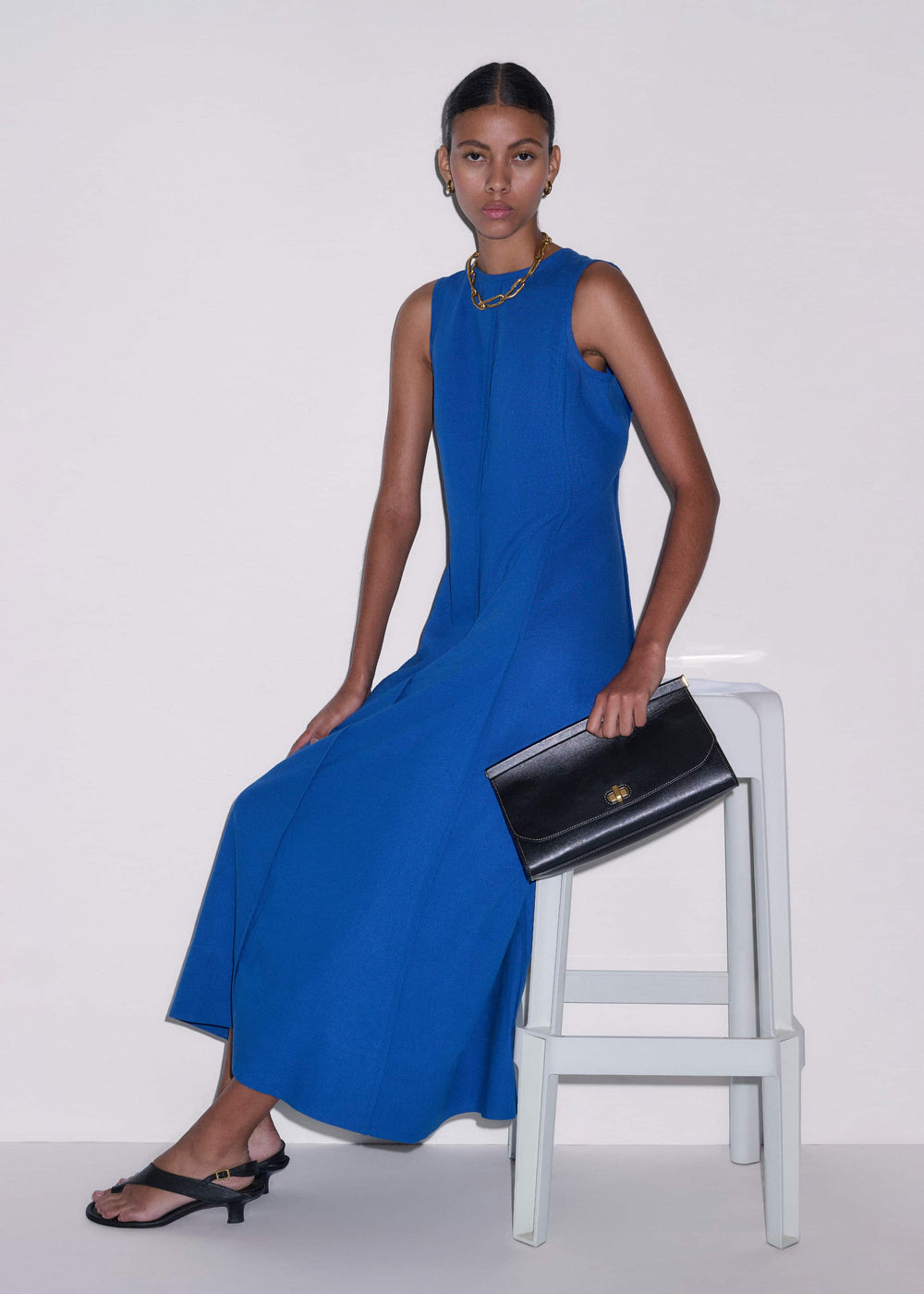 Blue Crease-Less Linen Effortless Maxi Dress meandem