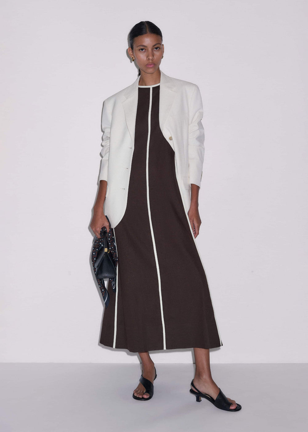 Brown Crease-Less Linen Effortless Maxi Dress meandem