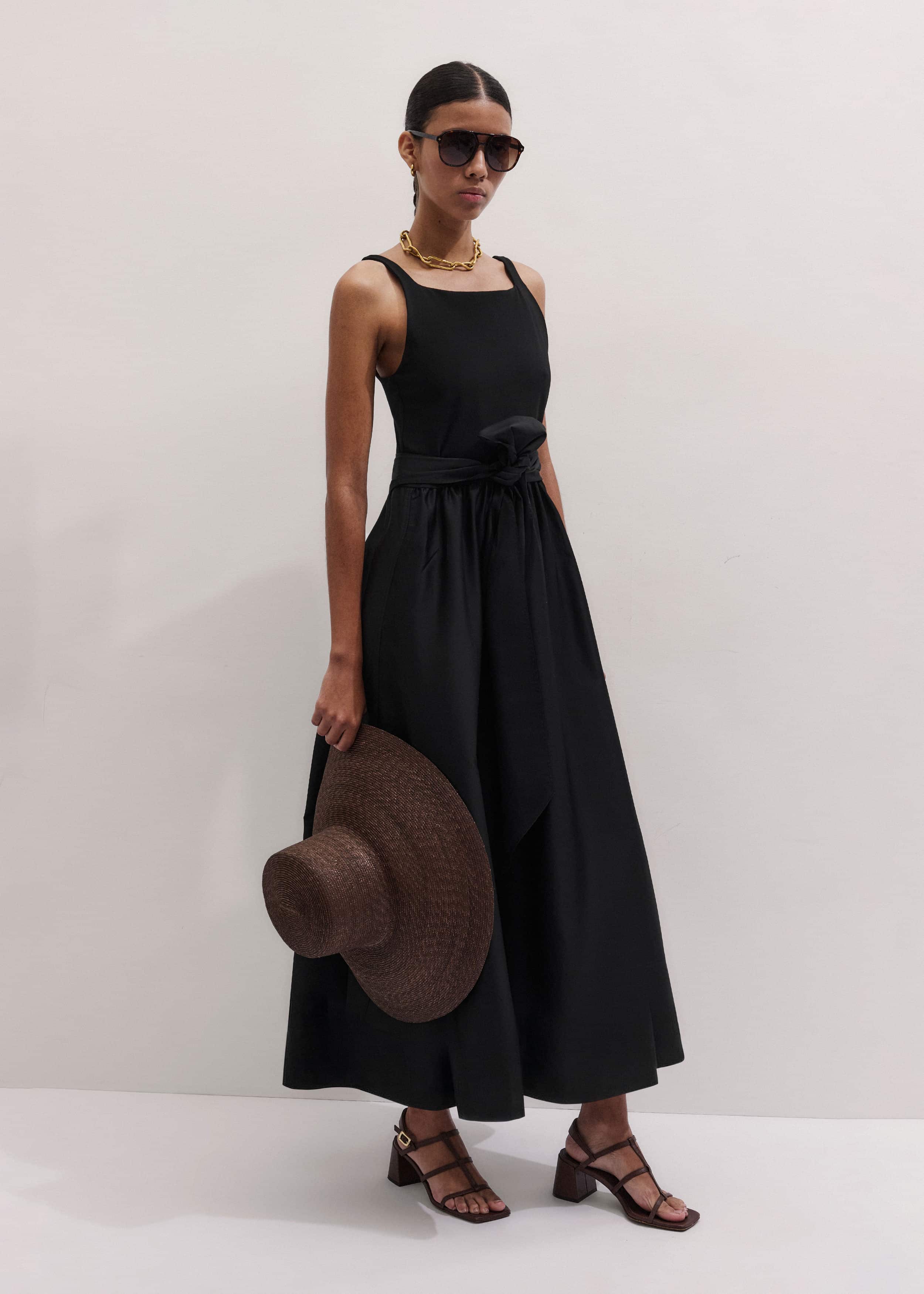 Black Fit + Flare Maxi Dress meandem