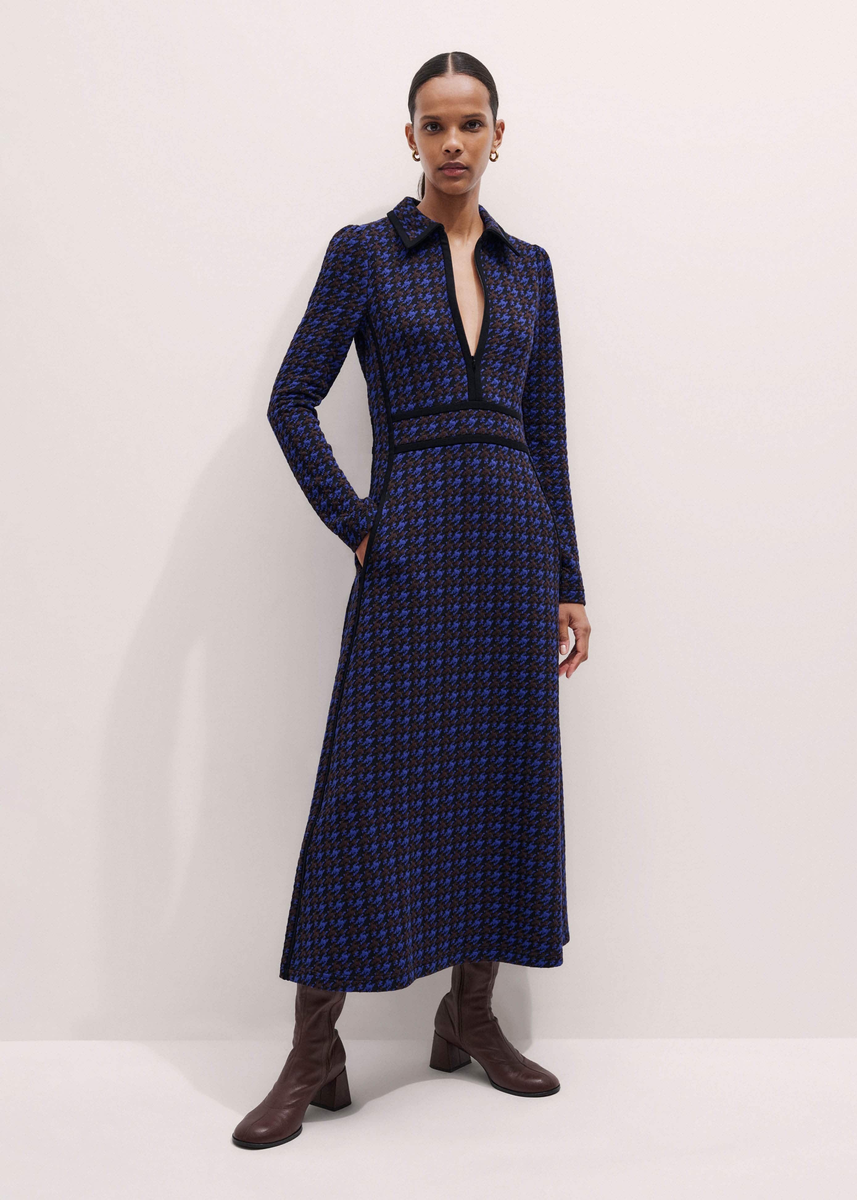 Navy Houndstooth Jacquard Ponte Zip Neck Maxi Dress meandem
