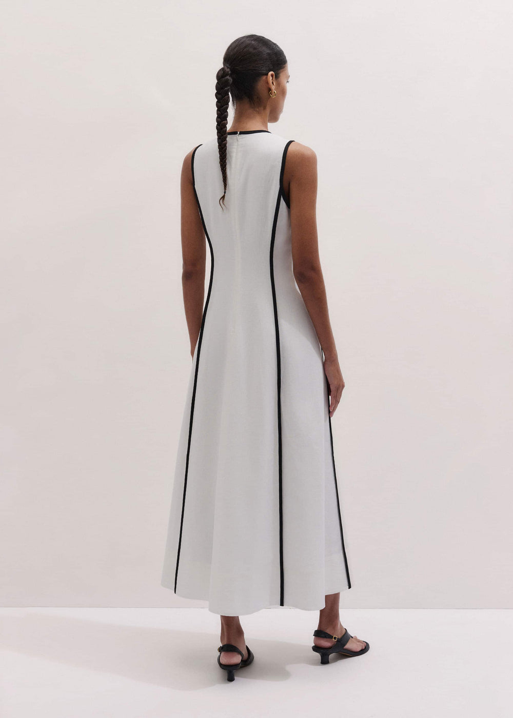 White Crease-Less Linen Effortless Maxi Dress meandem
