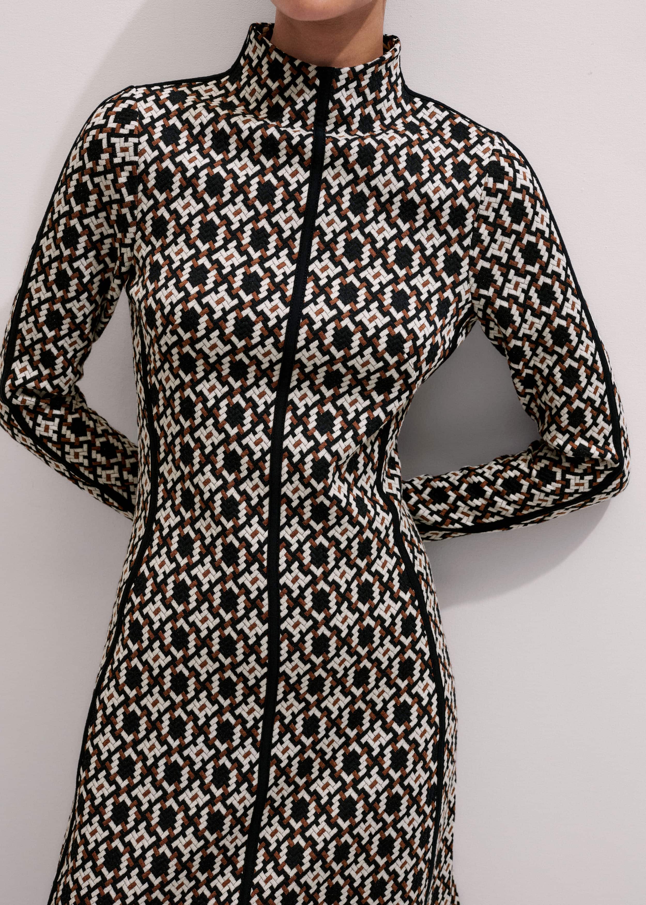 Navy Graphic Jacquard Fit and Flare Midi Dress meandem