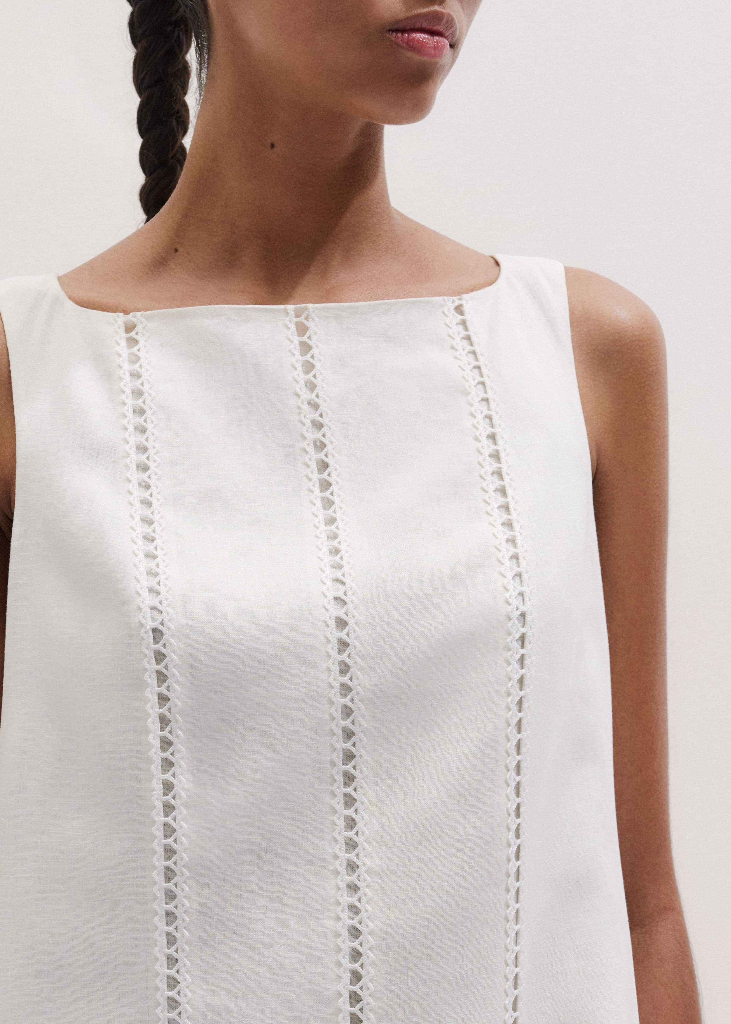 White Crease-Less Linen Embroidered Midi Dress meandem