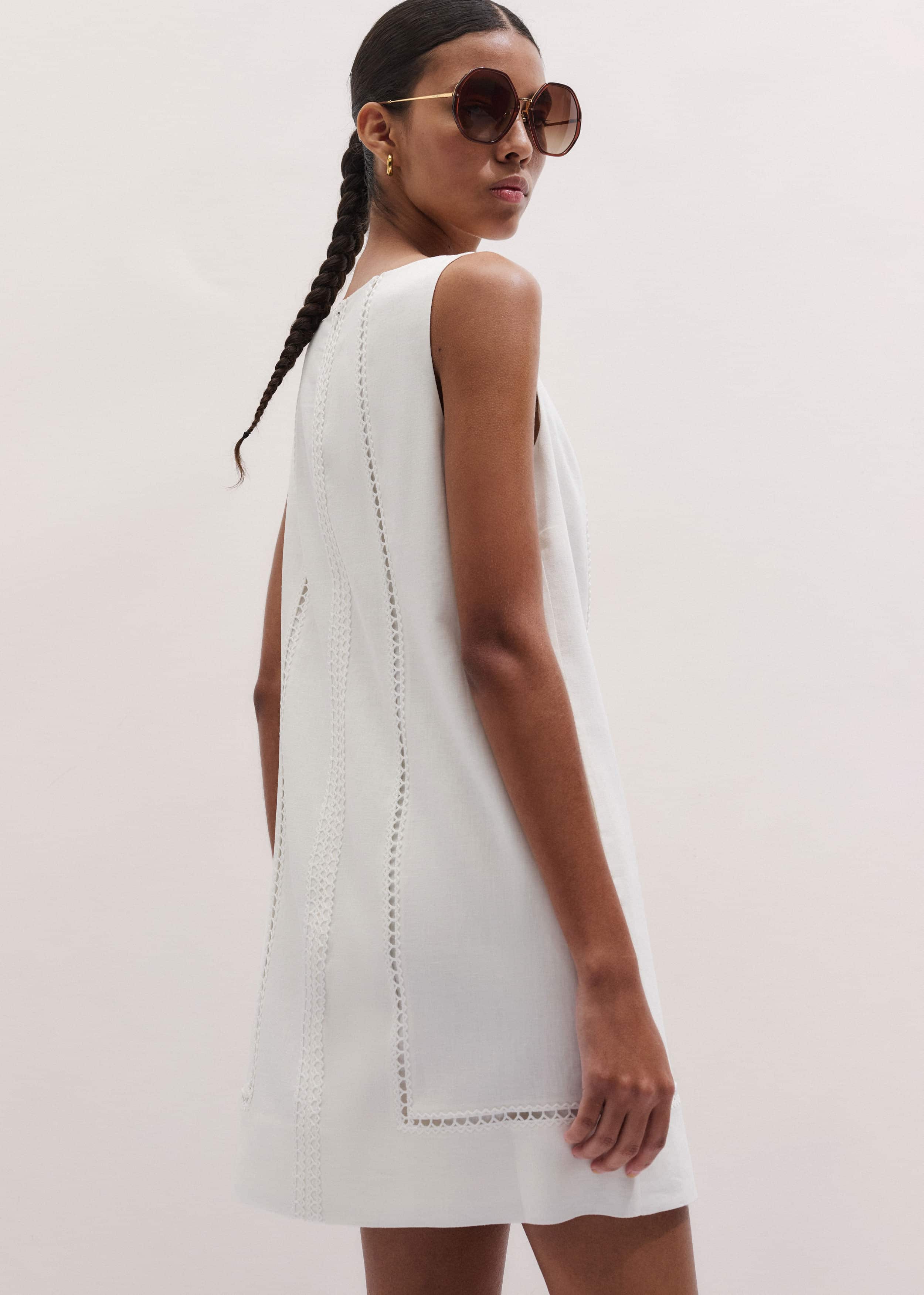 White Crease-Less Linen Embroidered Midi Dress meandem