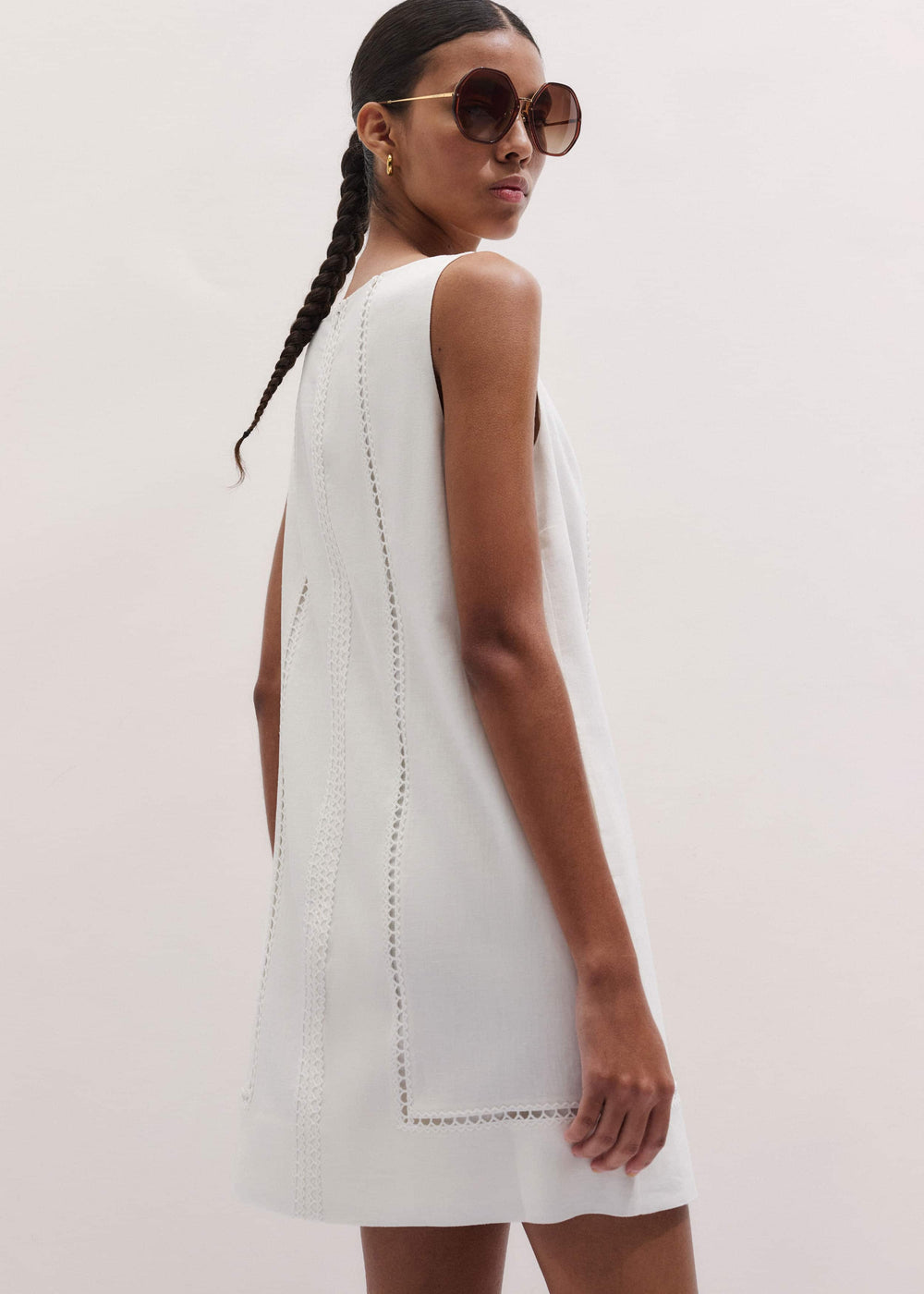 White Crease-Less Linen Embroidered Midi Dress meandem