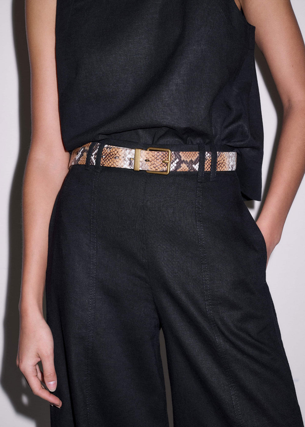 Black Wide-Leg Pant meandem