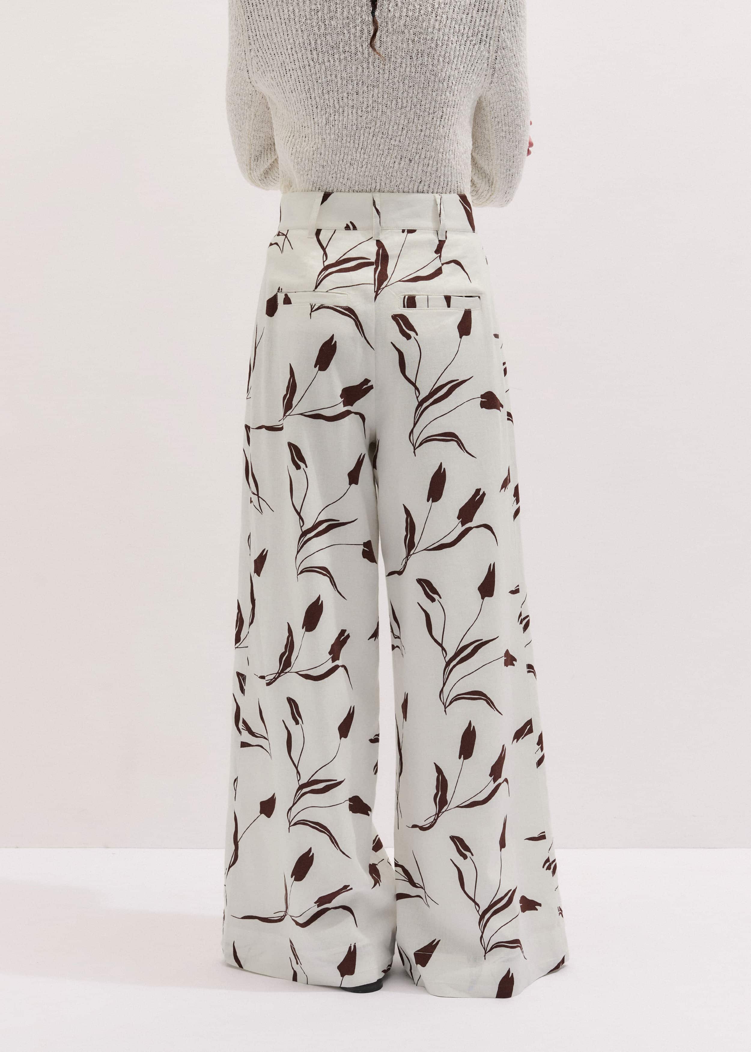 Cream Crease-Less Linen Wide-Leg Pant meandem