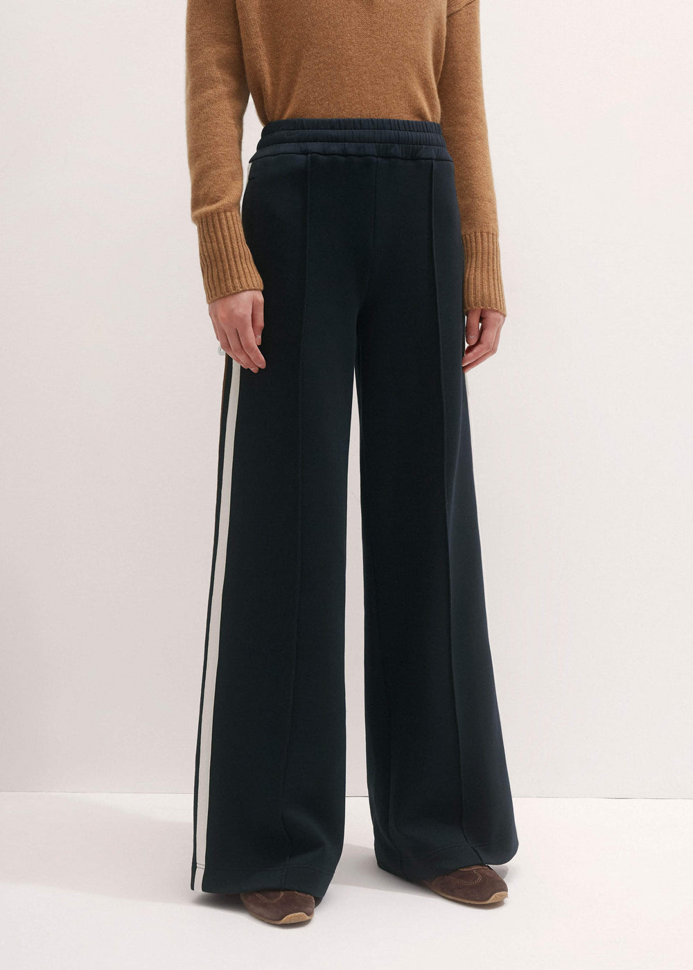 Navy Side Stripe Stretch Jersey Icon Track Pant meandem