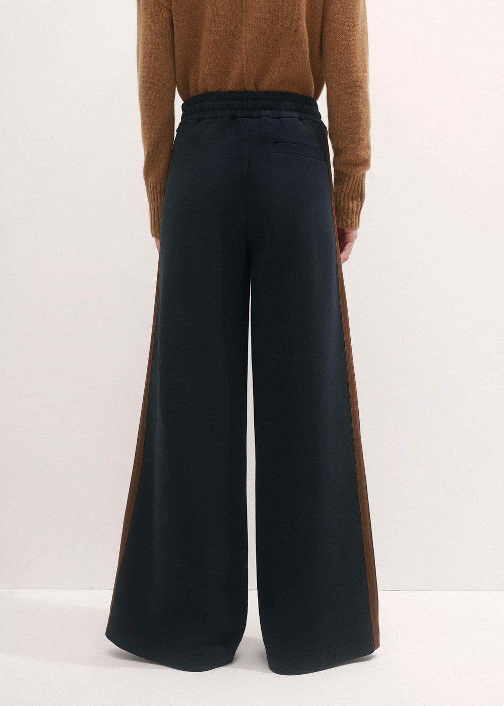 Navy Side Stripe Stretch Jersey Icon Track Pant meandem