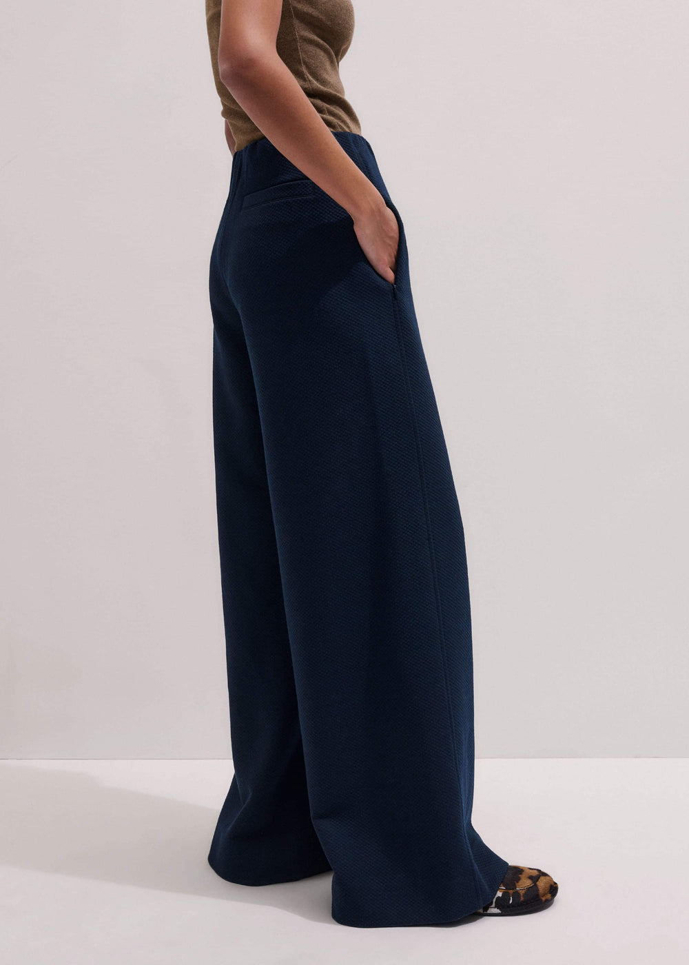 Navy Cable Jacquard Wide-Leg Pant meandem