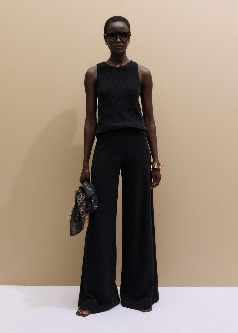 Black Textured Wide-Leg Palazzo Pant meandem