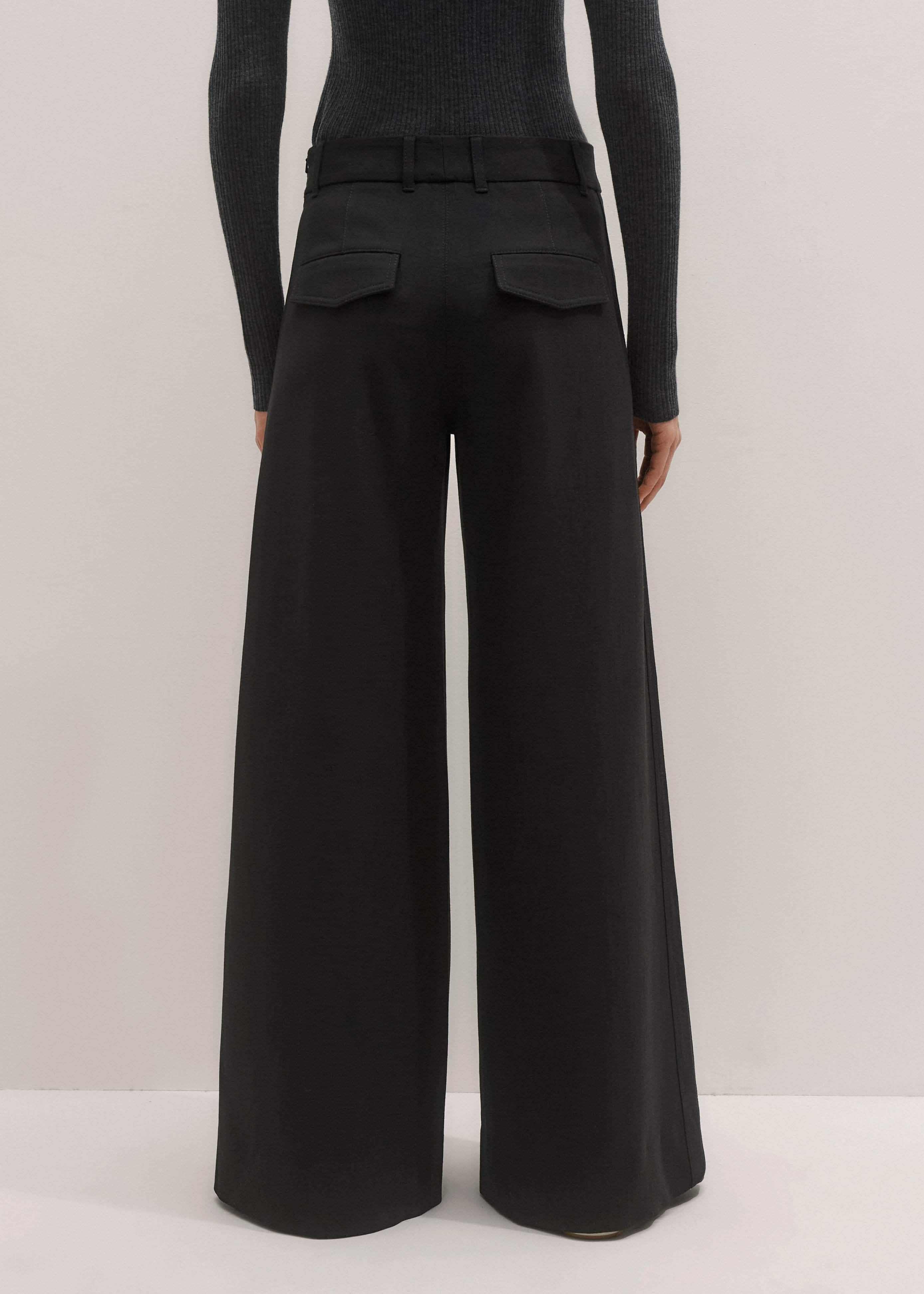 Black Wide-Leg Pant meandem