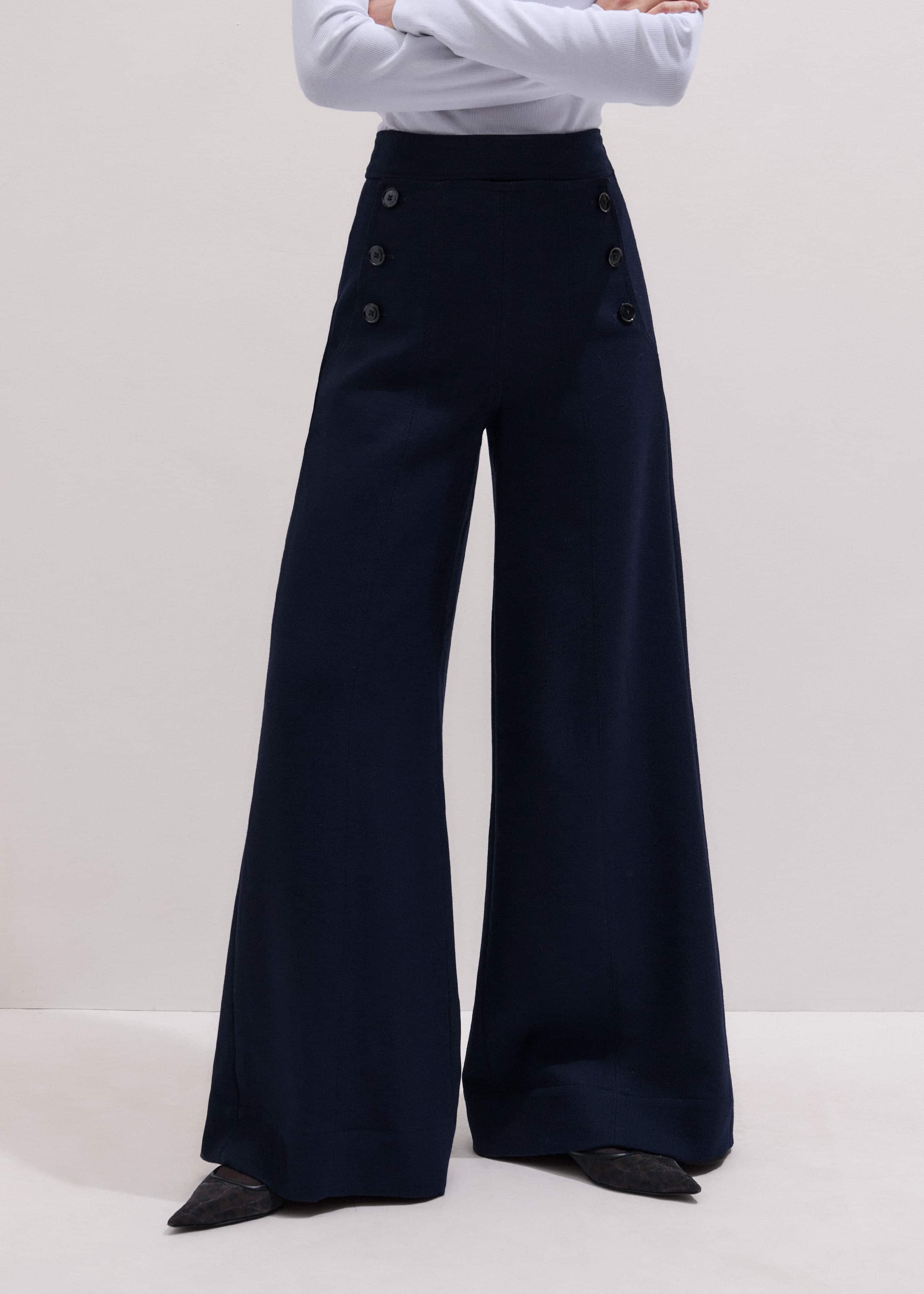 Navy Button Front High Waist Wide-Leg Pant meandem
