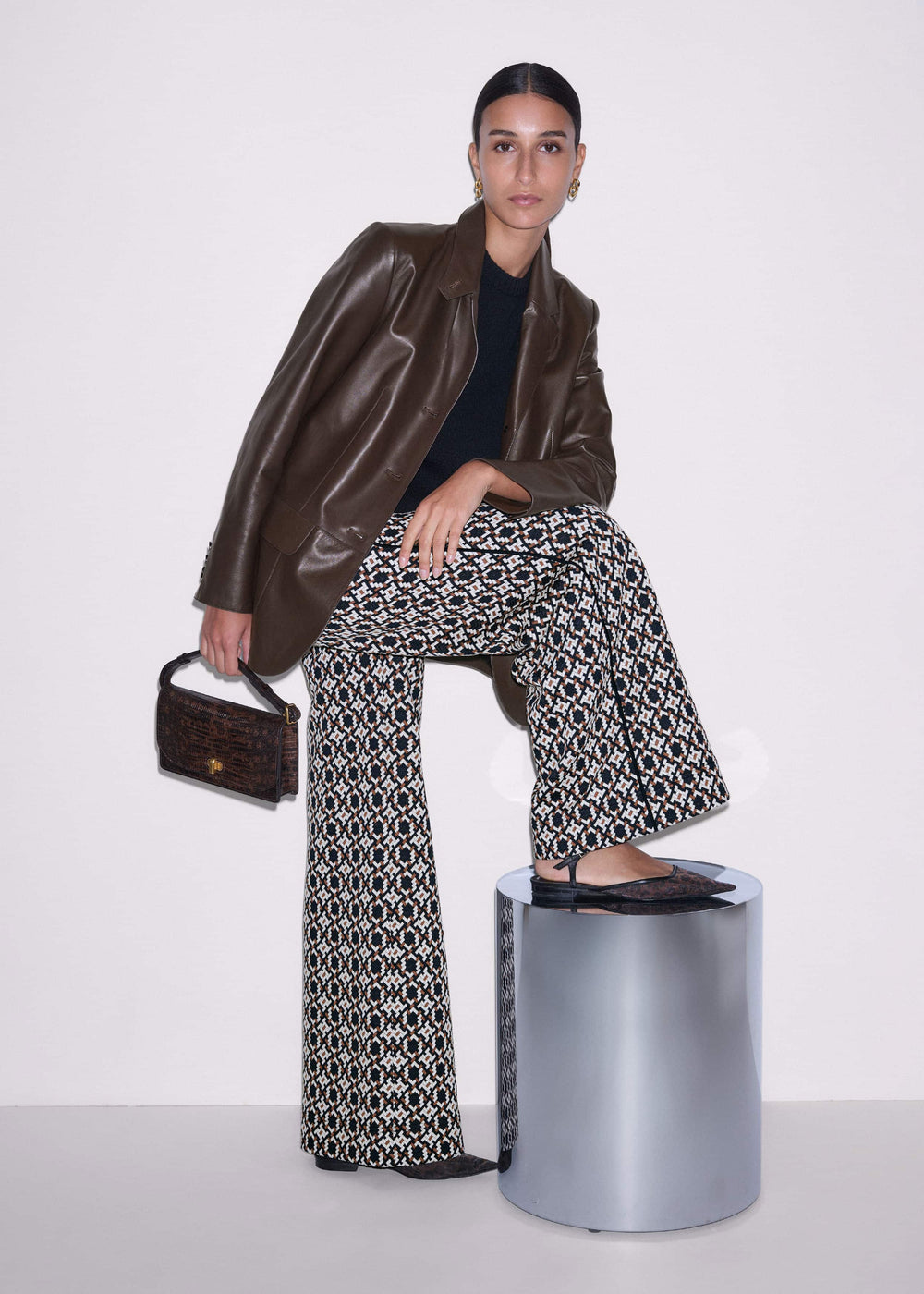 Navy Graphic Jacquard Wide-Leg Pant meandem