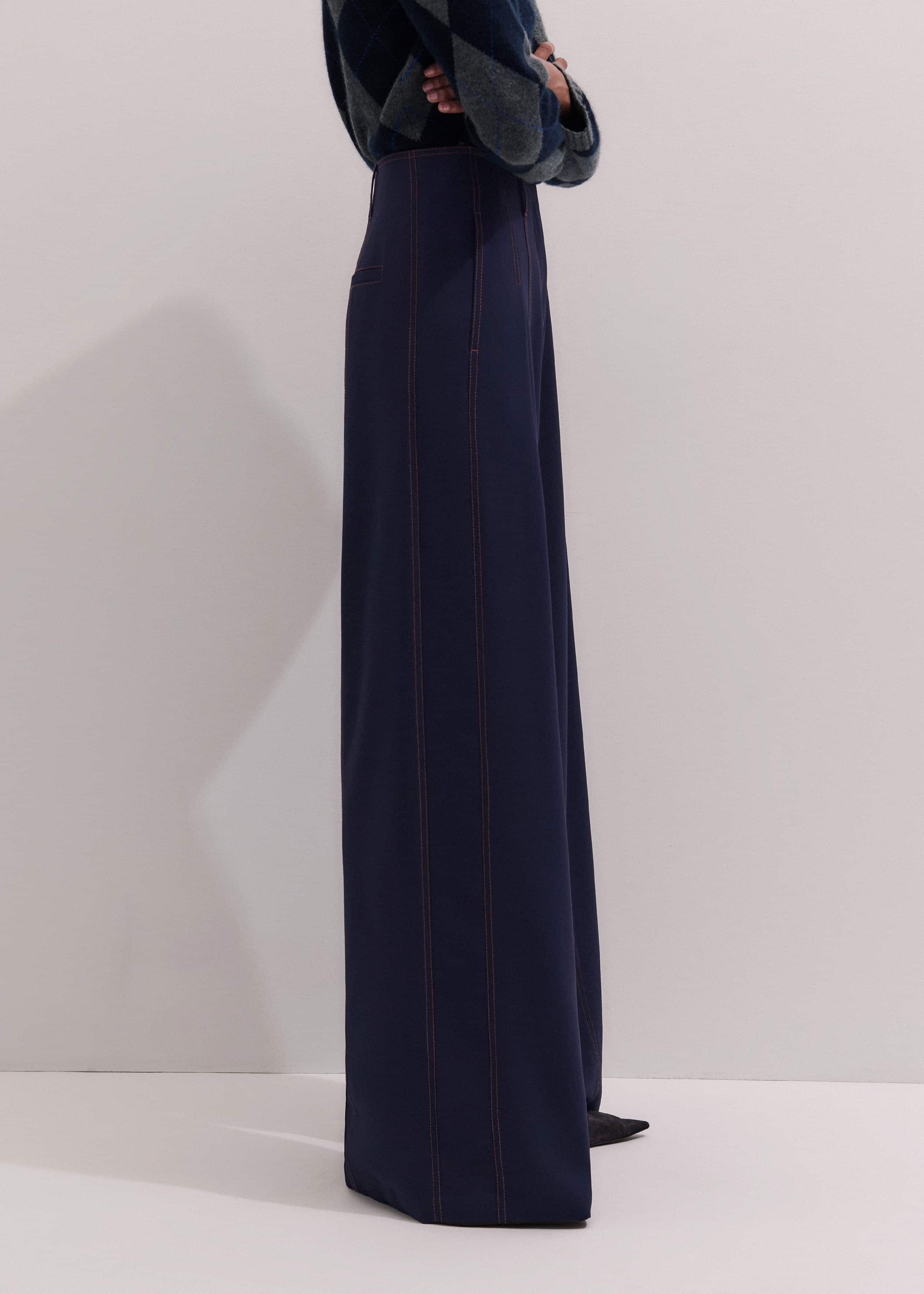 Navy Contrast Top Stitch Wide-Leg Pant meandem