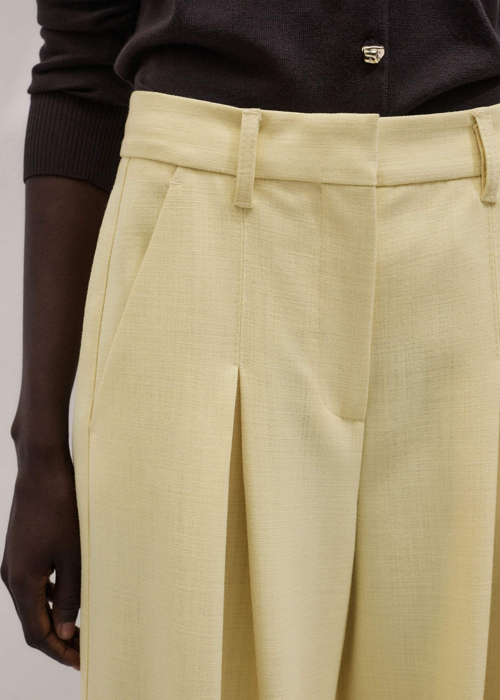 Yellow Very Wide-Leg Pant meandem