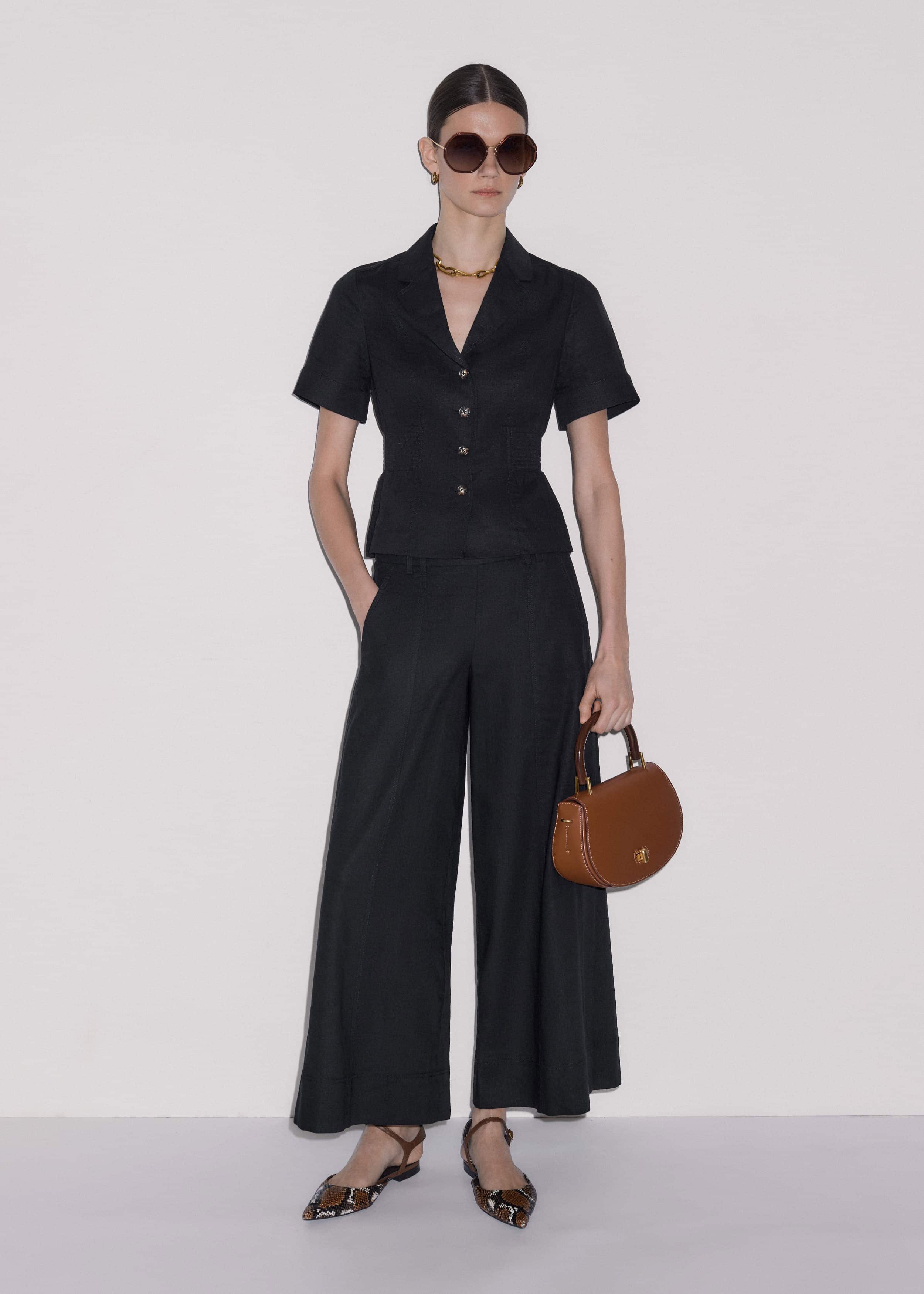 Black Crop Wide-Leg Pant meandem