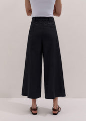 Black Crop Wide-Leg Pant meandem