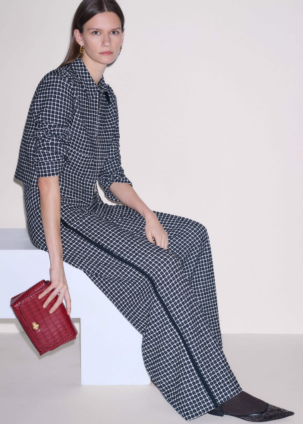 Navy Textured Wide-Leg Pant meandem