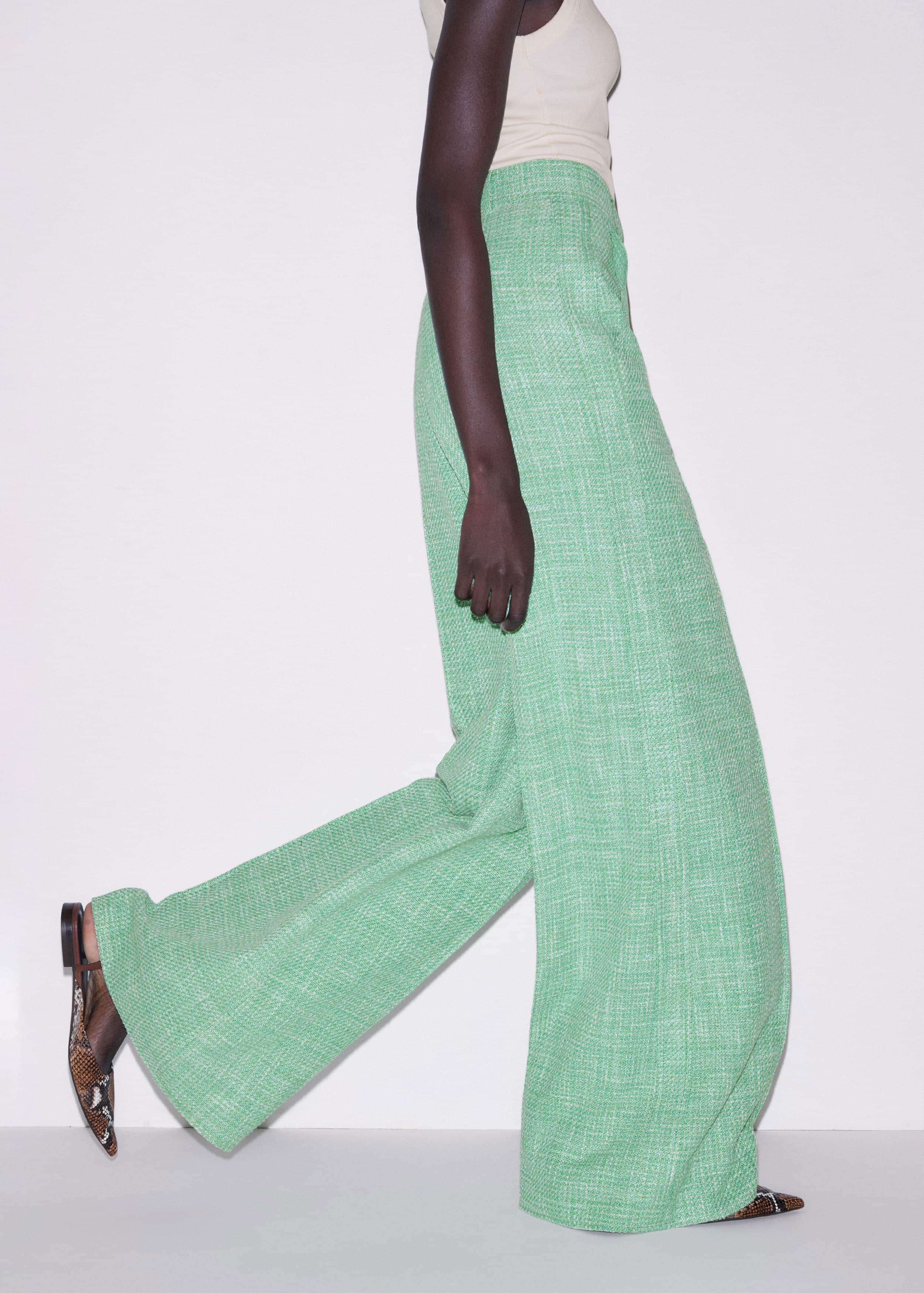 Green Textured Wide-Leg Pant meandem