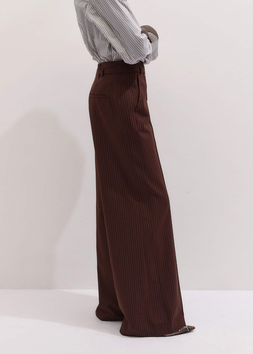 Cinnamon Pinstripe Wide-Leg Pant meandem