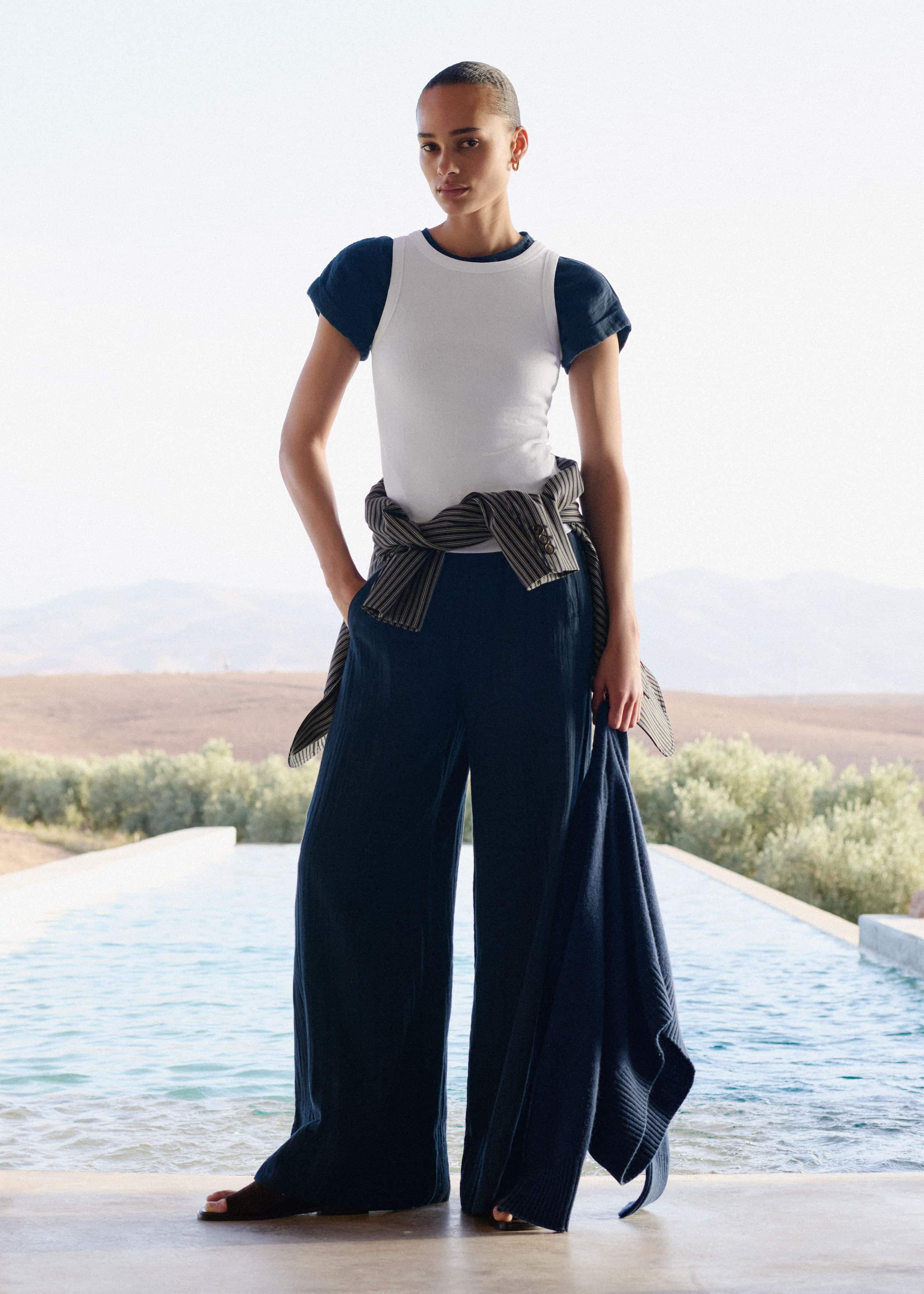 Navy Cheesecloth Wide-Leg Pant meandem
