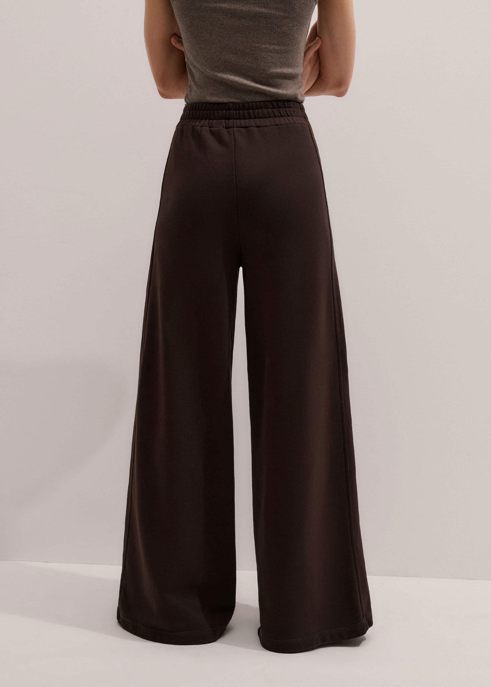 Brown Sweatshirt Wide-Leg Track Pant meandem
