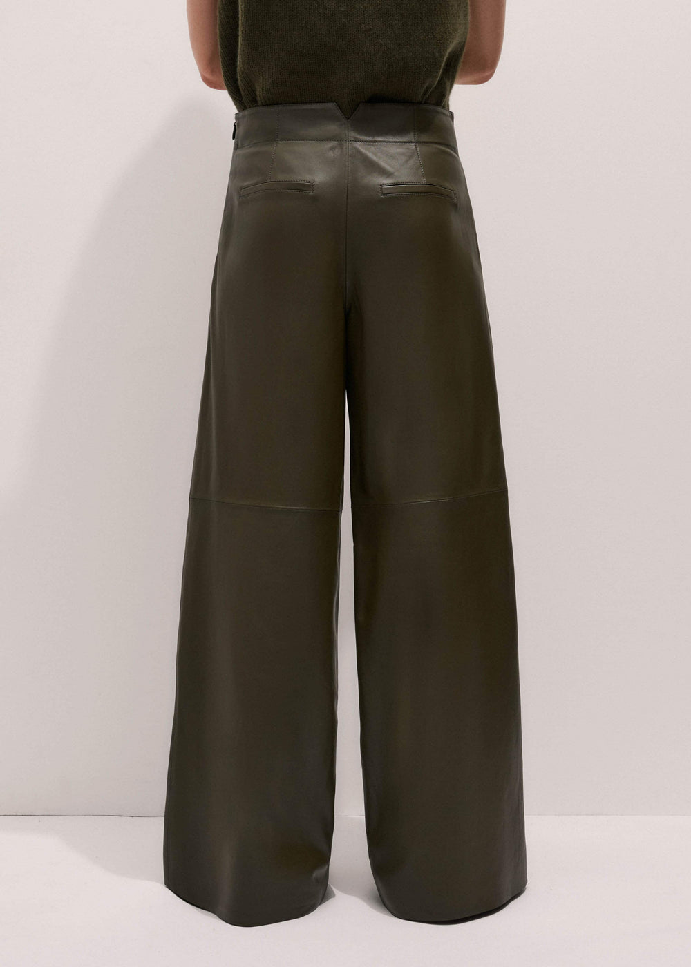 Olive Green Wide-Leg Pant meandem