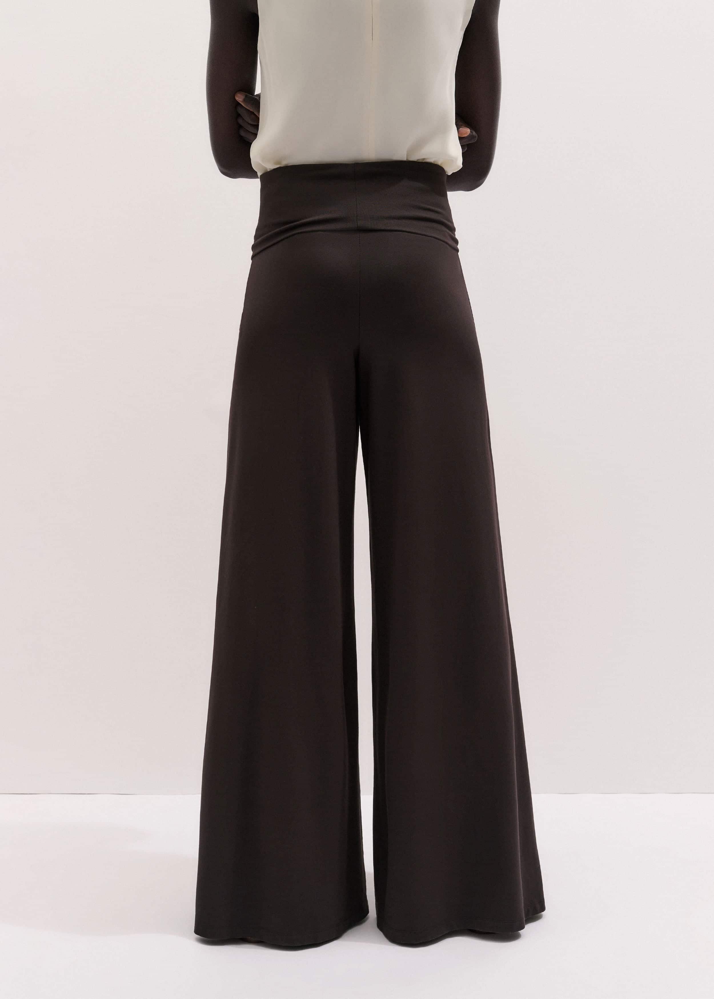 Brown Super Wide Palazzo Pant meandem