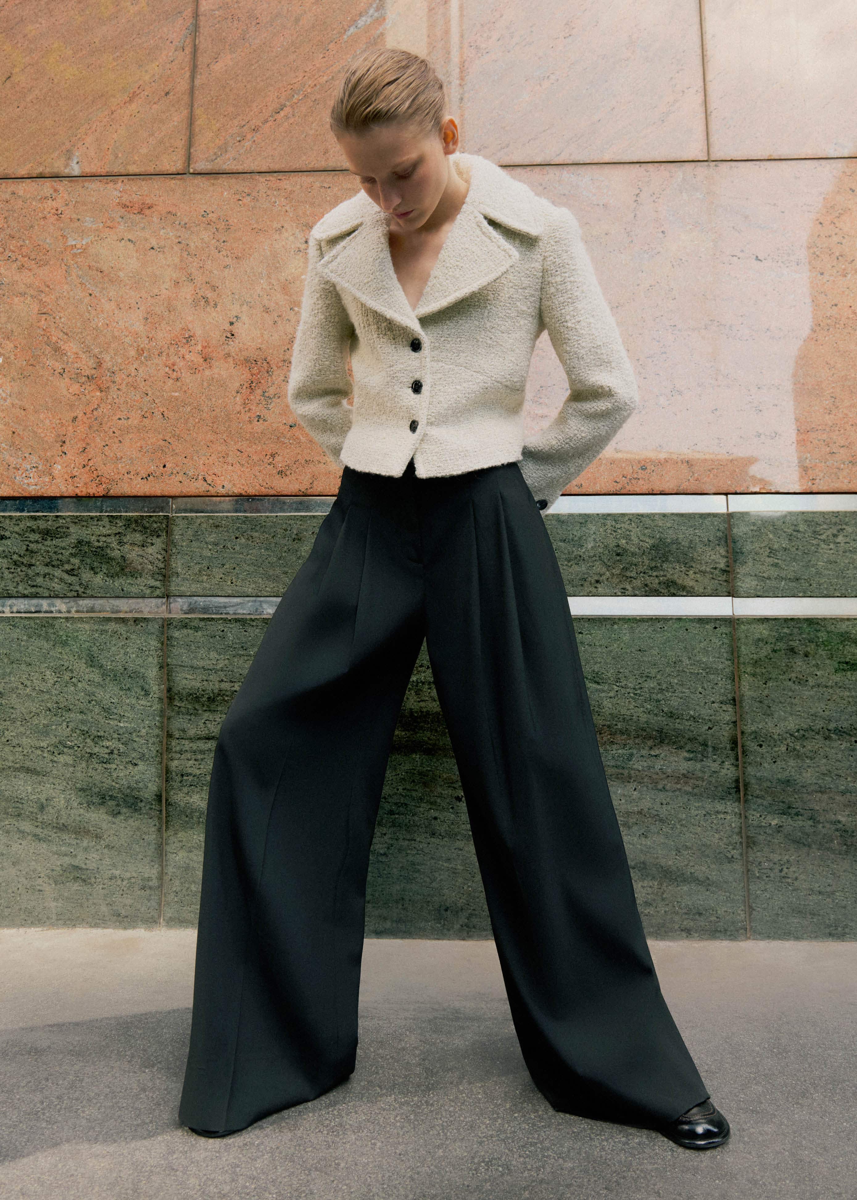 Black Wide-Leg Pleat Pant meandem